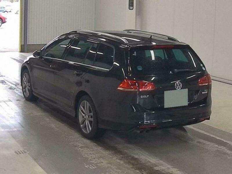 GOLF VARIANT