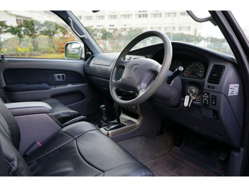 HILUX SURF