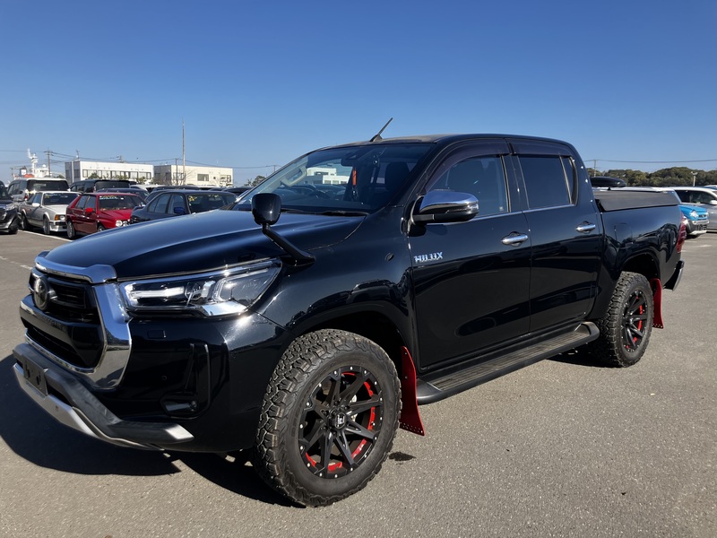 TOYOTA HILUX