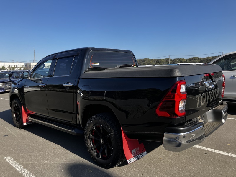 HILUX