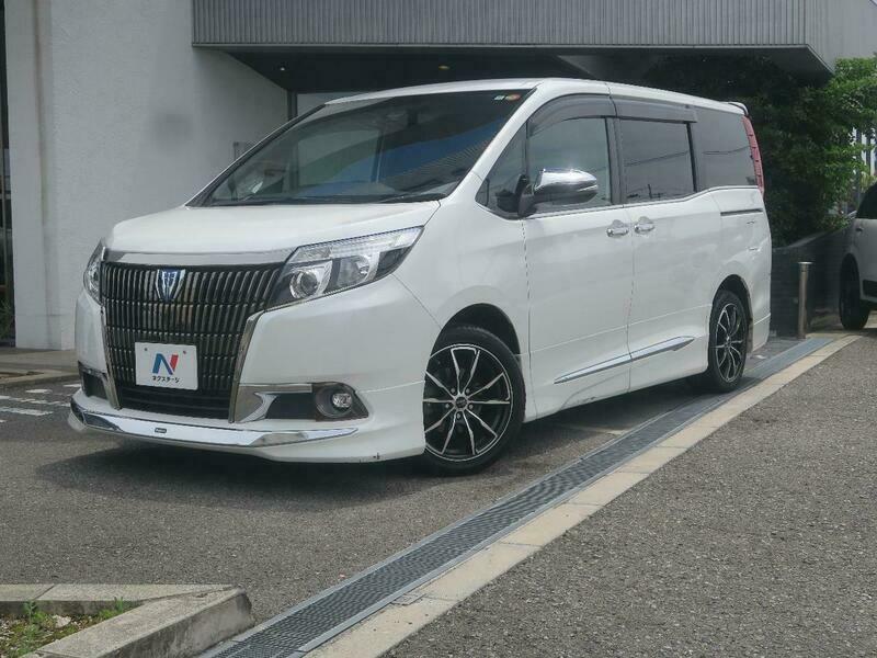 Toyota esquire 2016
