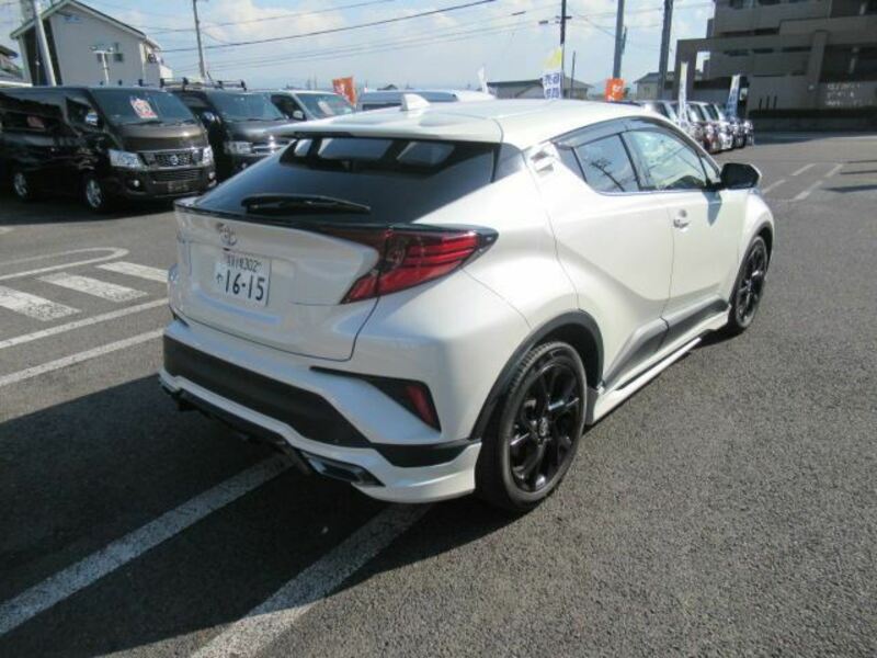 C-HR