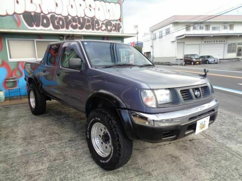 DATSUN PICKUP-0