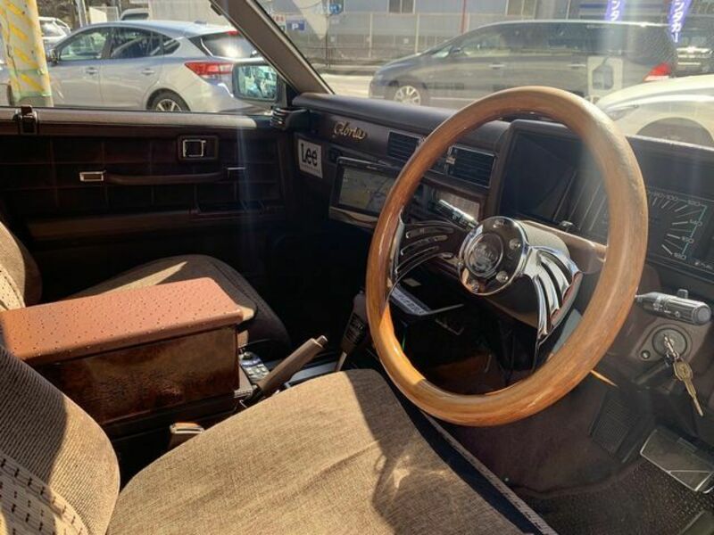 GLORIA WAGON
