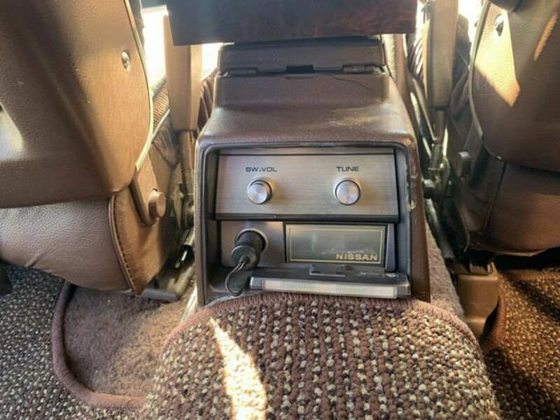GLORIA WAGON