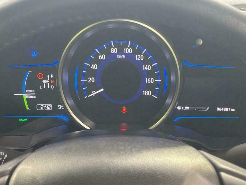 FIT HYBRID