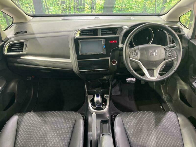 FIT HYBRID