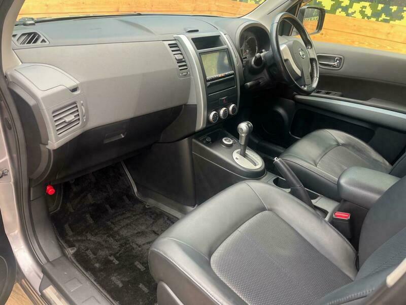 X-TRAIL