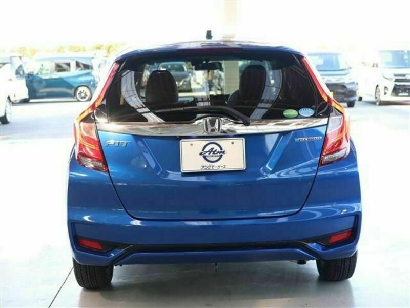 FIT HYBRID