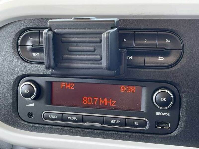 Radio Connect R&GO : Waze, emplacement voiture - Renault