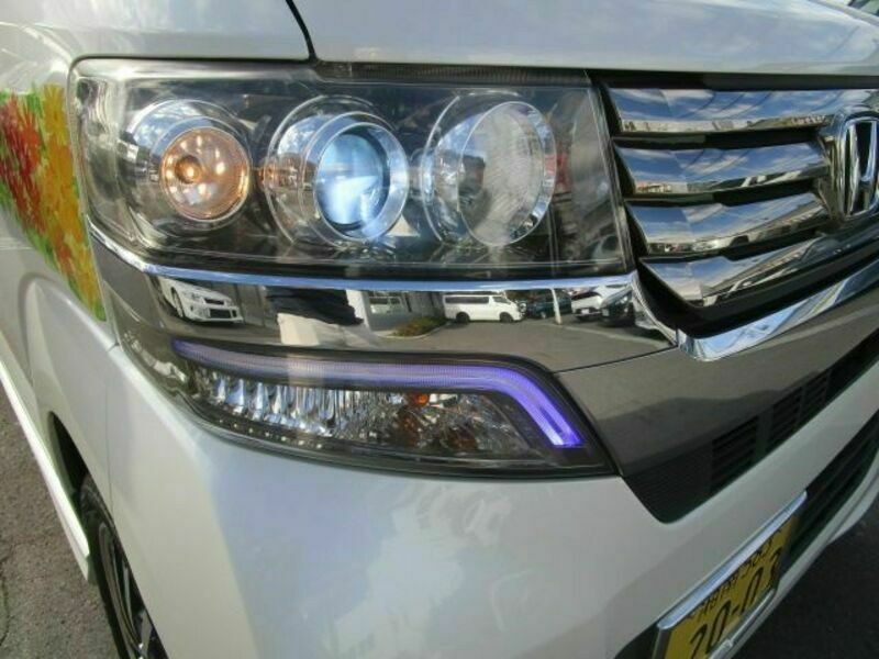 N BOX CUSTOM