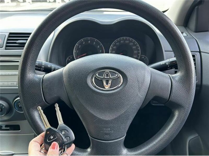 COROLLA FIELDER