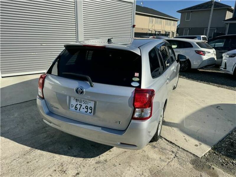 COROLLA FIELDER