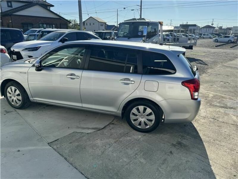 COROLLA FIELDER
