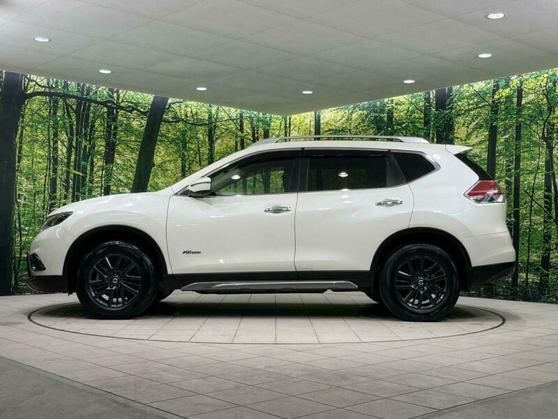 X-TRAIL