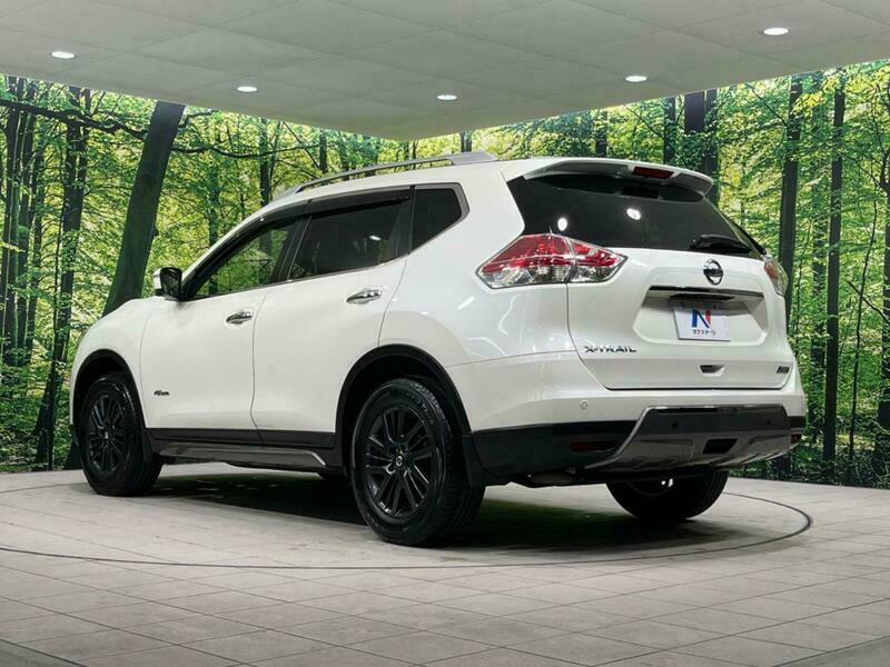 X-TRAIL