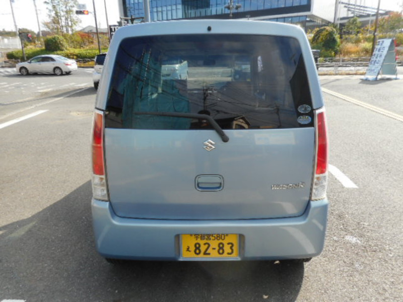 WAGON R