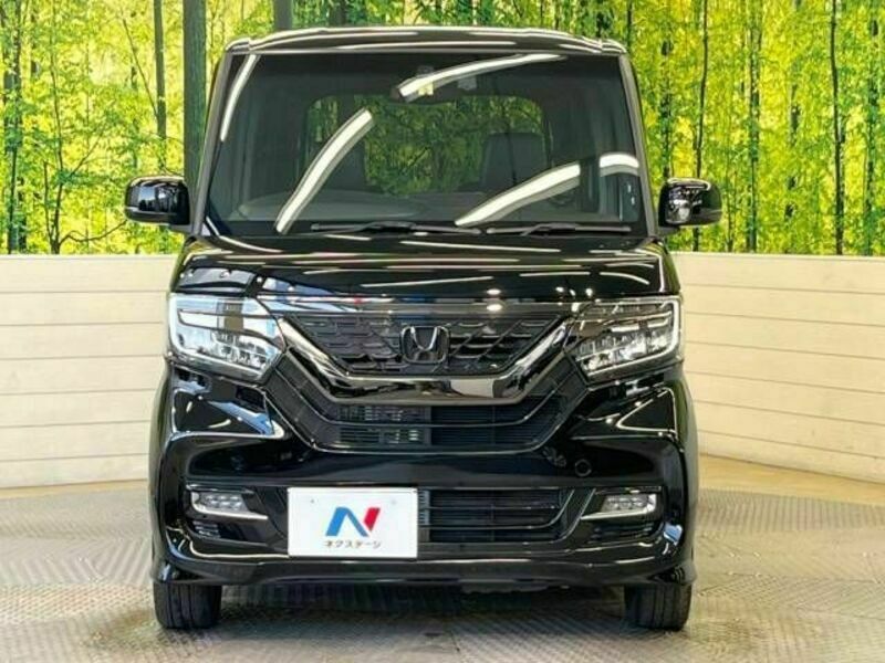 N BOX
