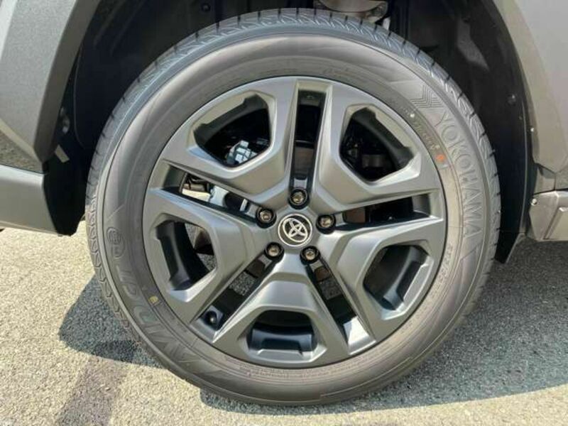RAV4