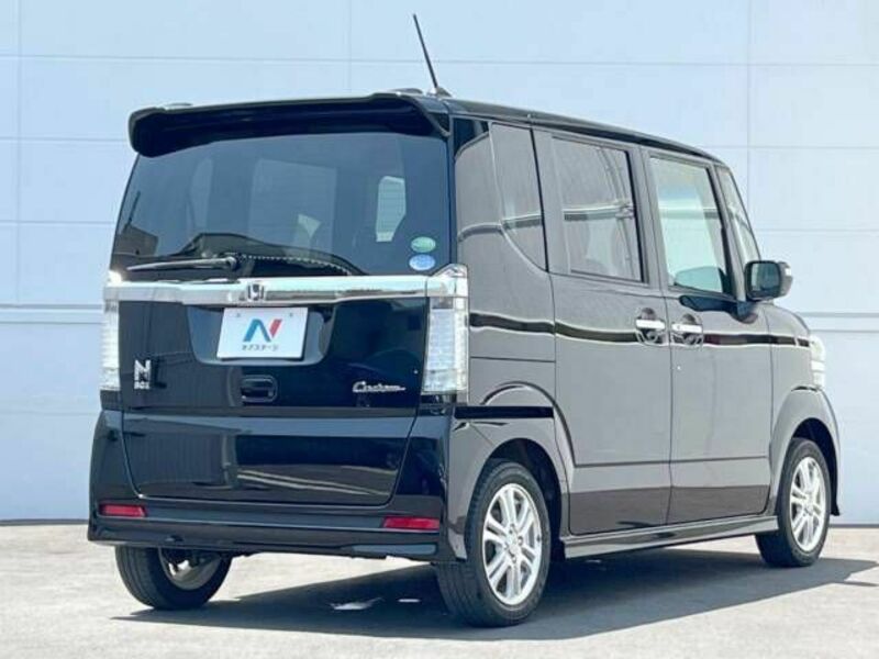 N BOX CUSTOM