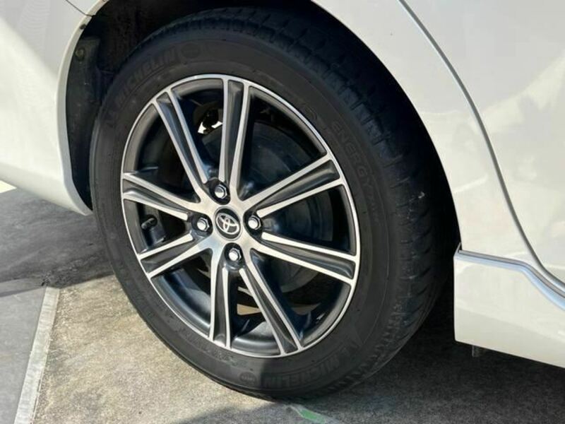 COROLLA FIELDER