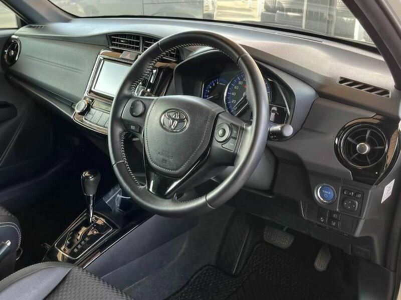 COROLLA FIELDER