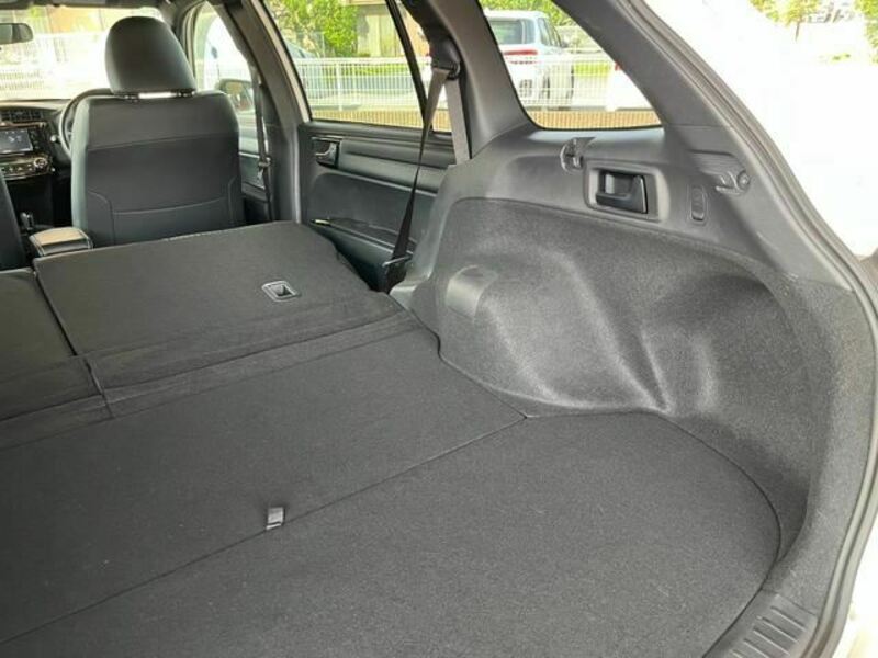 COROLLA FIELDER