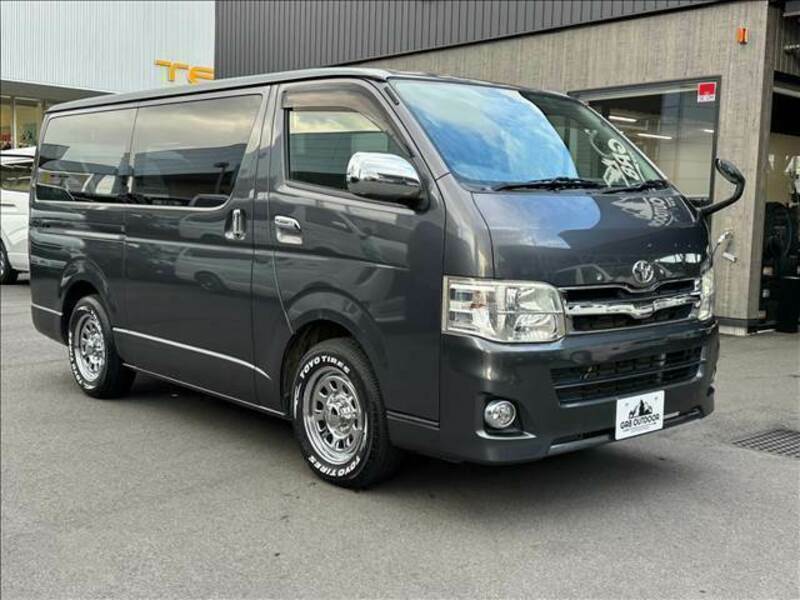 HIACE VAN