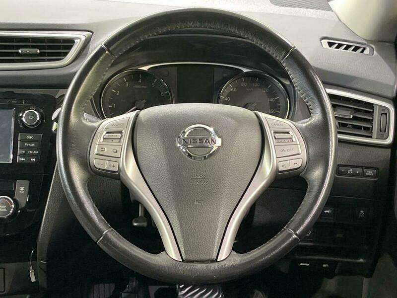 X-TRAIL