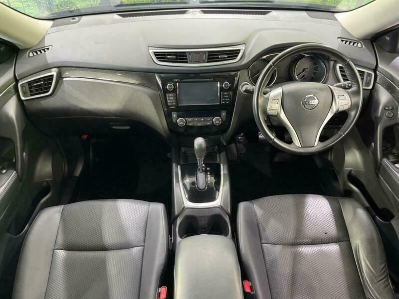 X-TRAIL