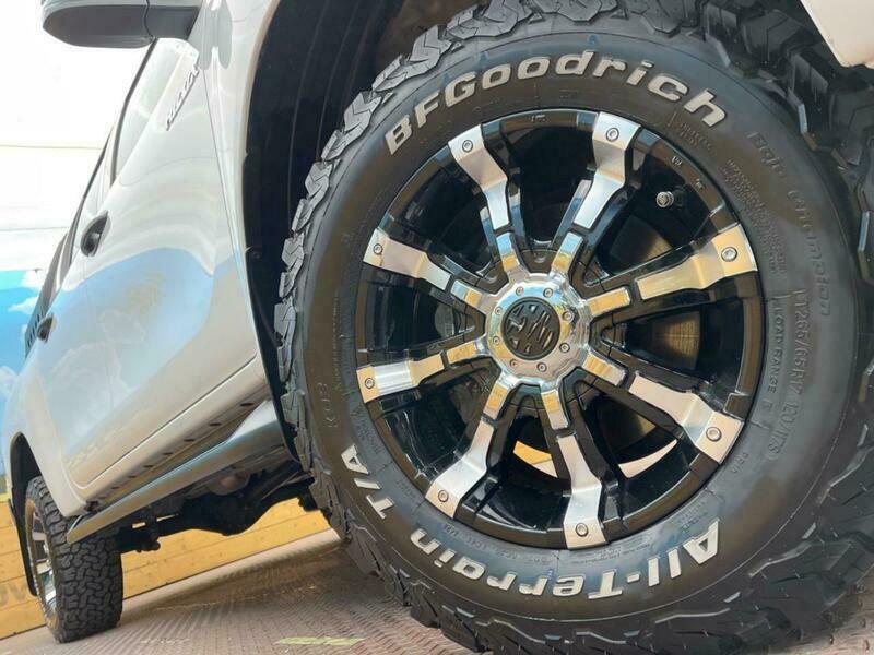 HILUX