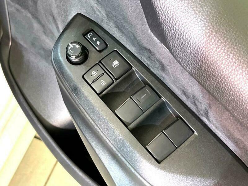 YARIS-53