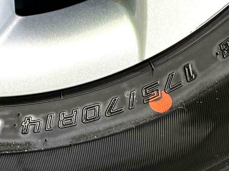 YARIS-28