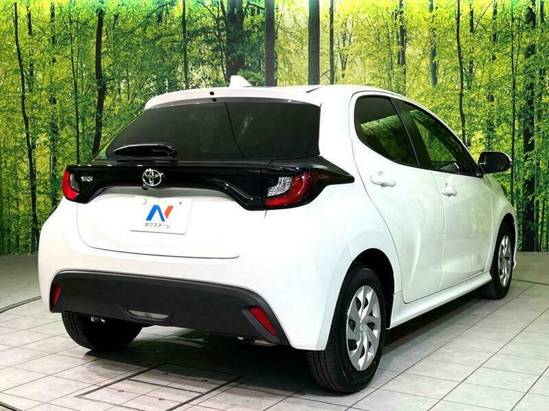 YARIS-5