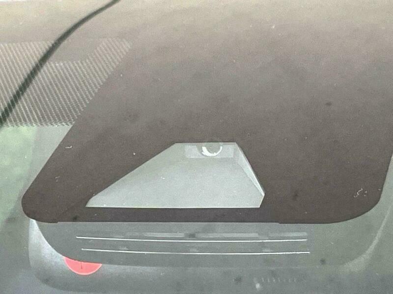 YARIS-27
