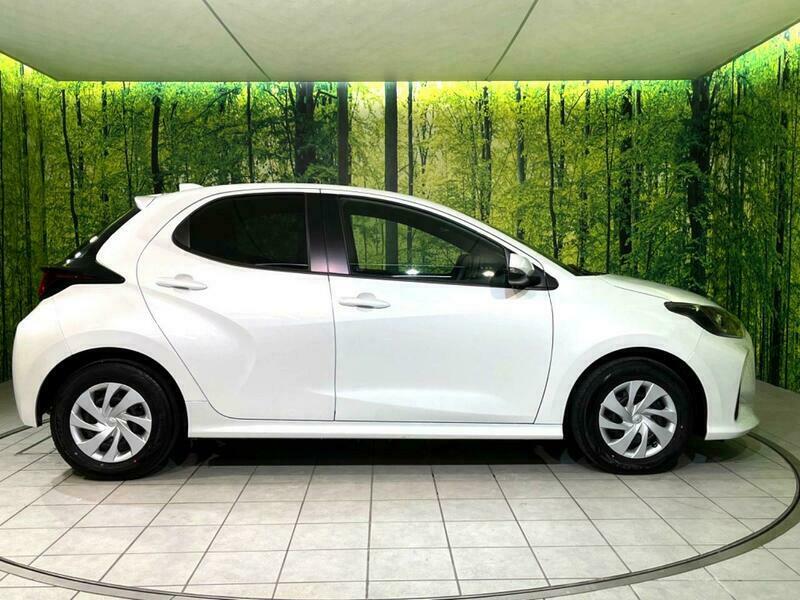 YARIS-37