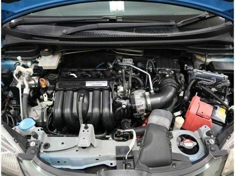 FIT HYBRID