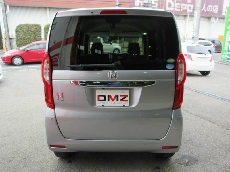 N BOX