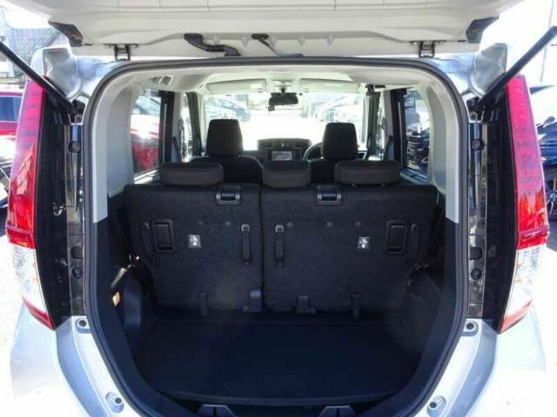 ROOMY