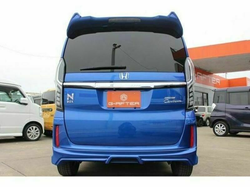 N BOX CUSTOM