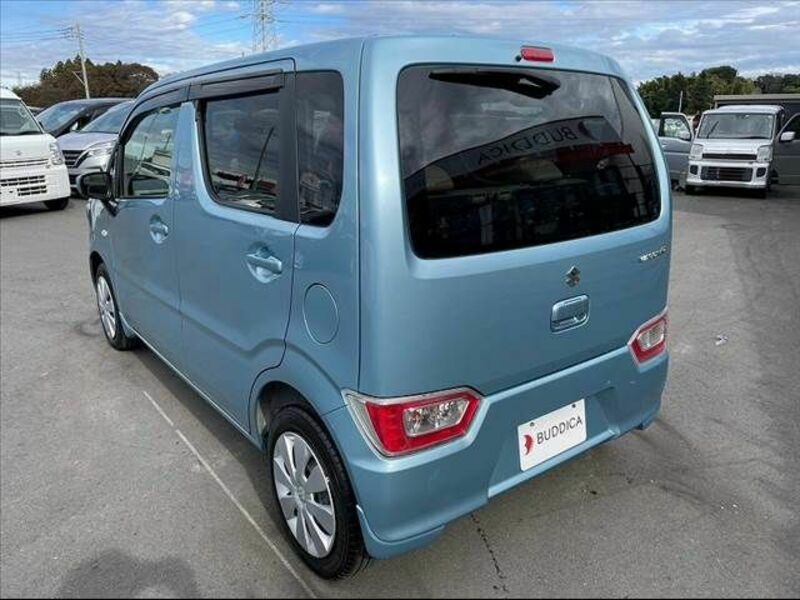 WAGON R