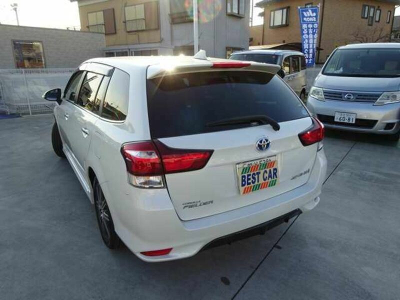 COROLLA FIELDER