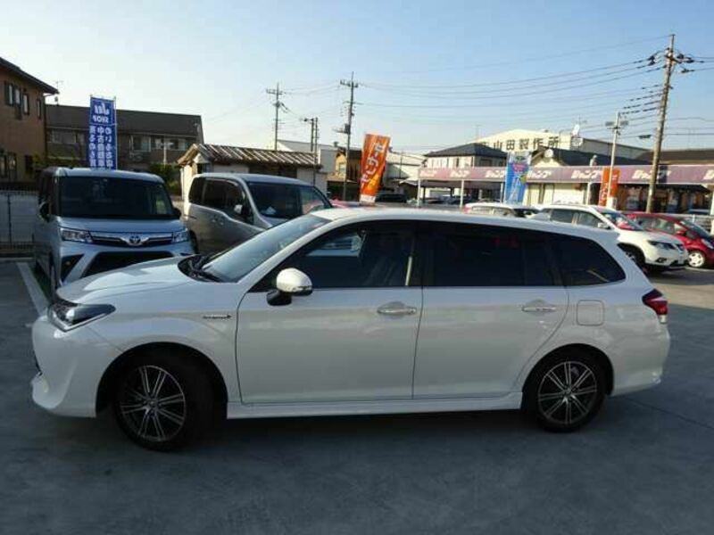 COROLLA FIELDER
