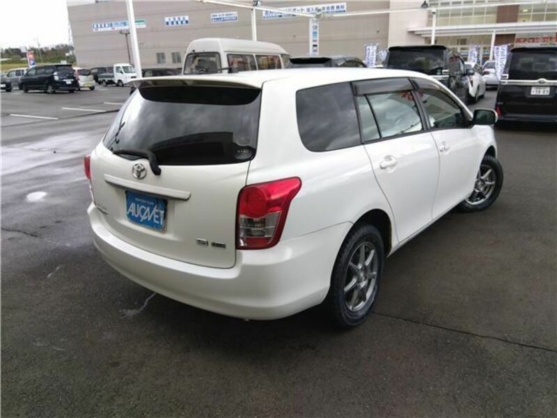 COROLLA FIELDER