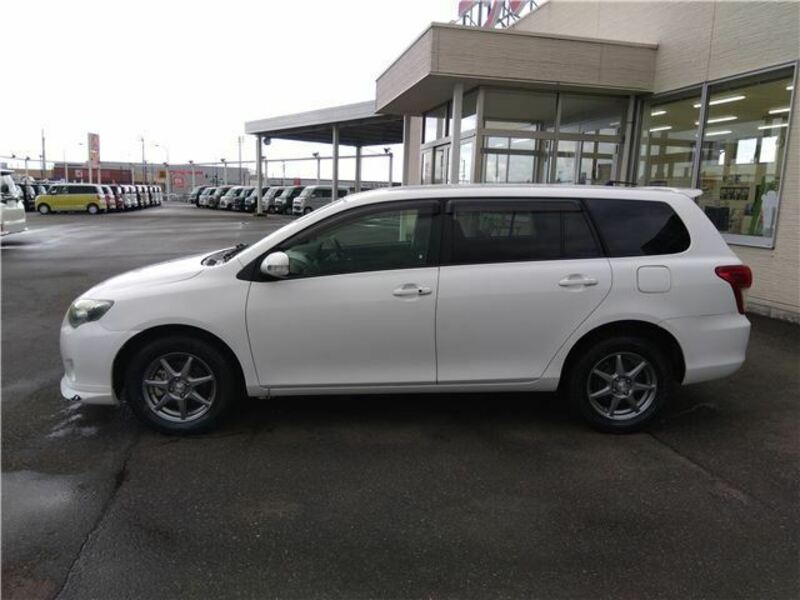 COROLLA FIELDER
