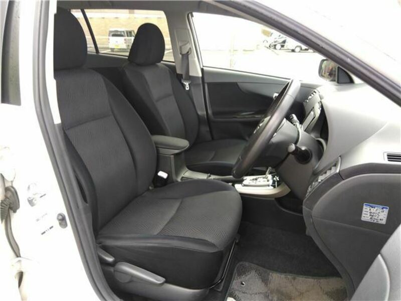 COROLLA FIELDER