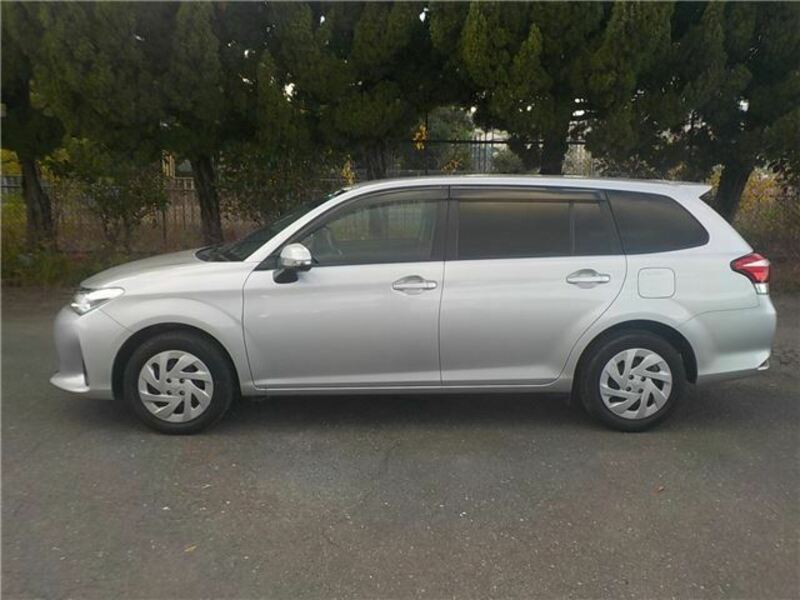 COROLLA FIELDER
