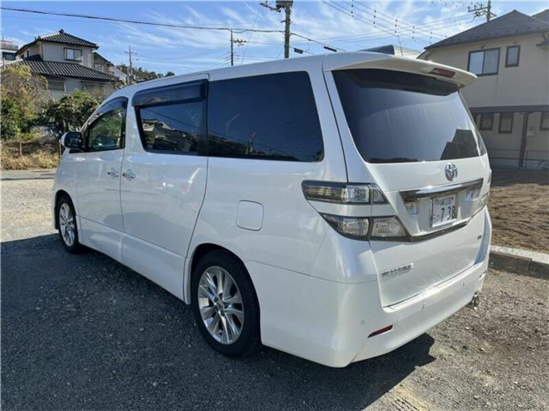 VELLFIRE