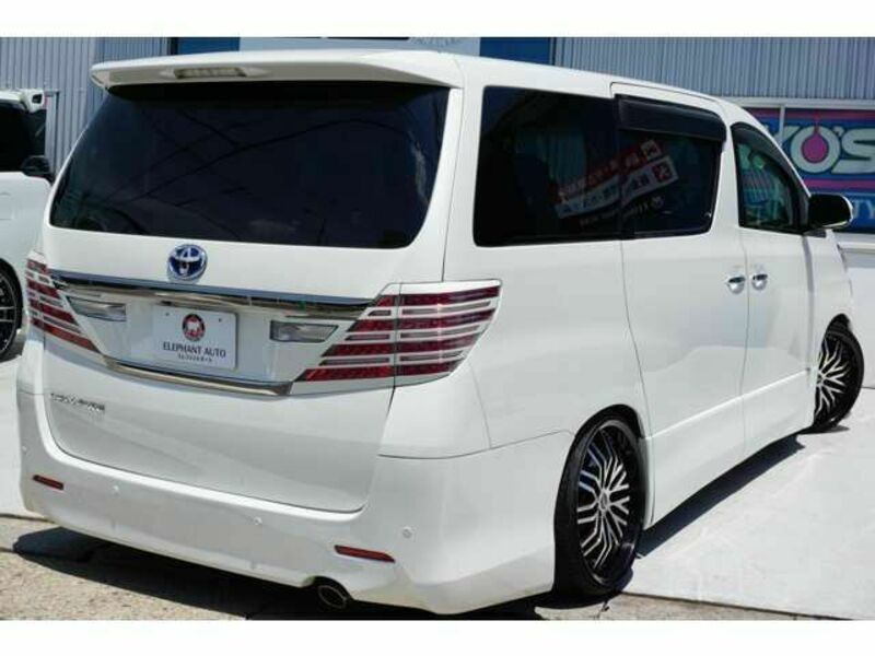 VELLFIRE
