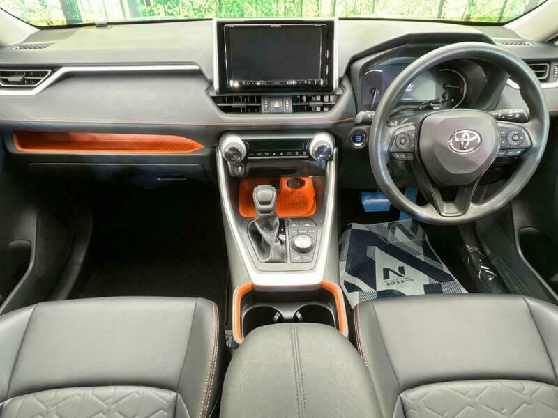 RAV4